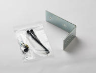 ・L型金具1ヶ・締付ボルト(六角ワッシャ付M6ボルト2ヶ・M6ボルト2ヶ・M6ワッシャー各2ヶ)・リード線締付バンド(黒2本・白3本)